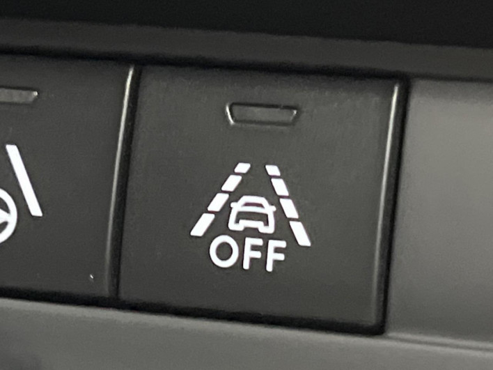 2019 Citroen C5 Aircross 3DA-C84AH01 (UW-6a17b31e47ef8)[25]