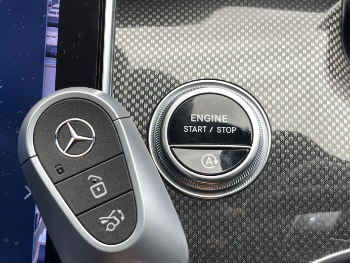 2023 Mercedes Benz C CLASS STATION WAGON 5AA-206242C (UW-6a17b31f3ab82)[27]