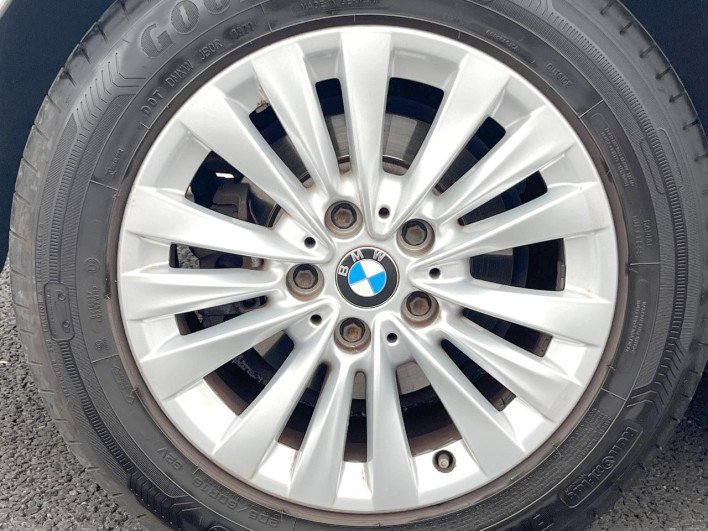 2015 BMW 2 Series DBA-2A15 (UW-6a17b324d346a)[16]