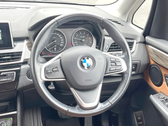 2015 BMW 2 Series DBA-2A15 (UW-6a17b324d346a)[23]