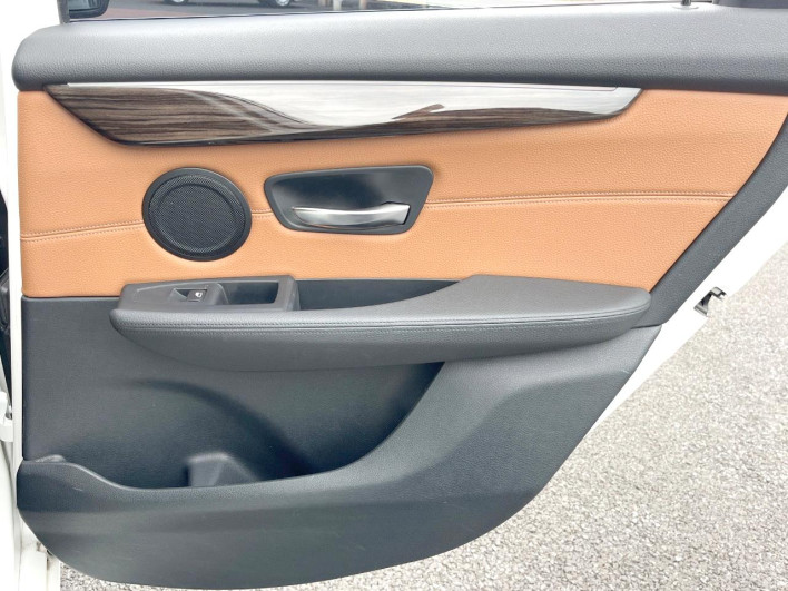 2015 BMW 2 Series DBA-2A15 (UW-6a17b324d346a)[20]