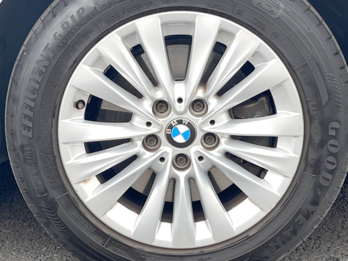 2015 BMW 2 Series DBA-2A15 (UW-6a17b324d346a)[17]