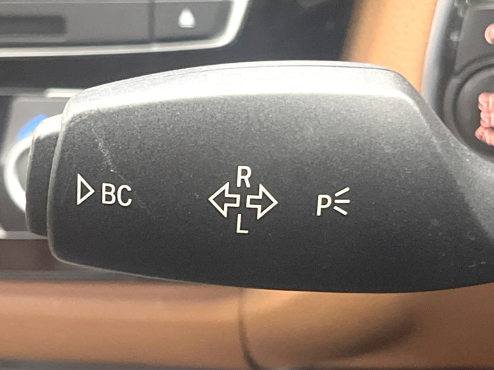 2015 BMW 3 Series DBA-8A20 (UW-6a17b325cf945)[26]