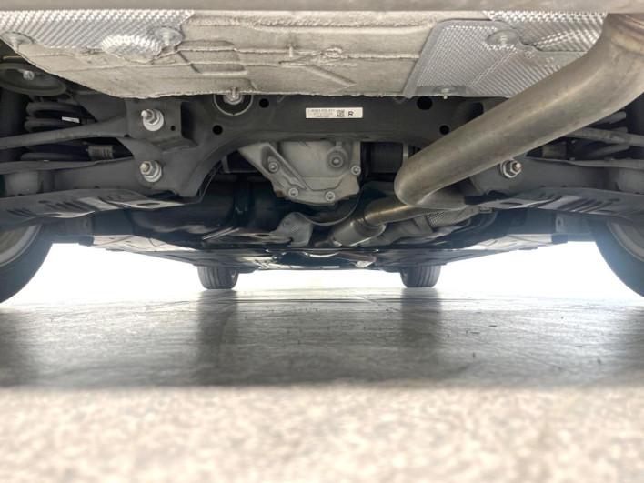 2015 BMW 3 Series DBA-8A20 (UW-6a17b325cf945)[15]