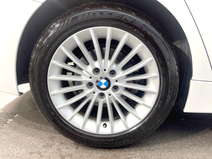 2015 BMW 3 Series DBA-8A20 (UW-6a17b325cf945)[6]