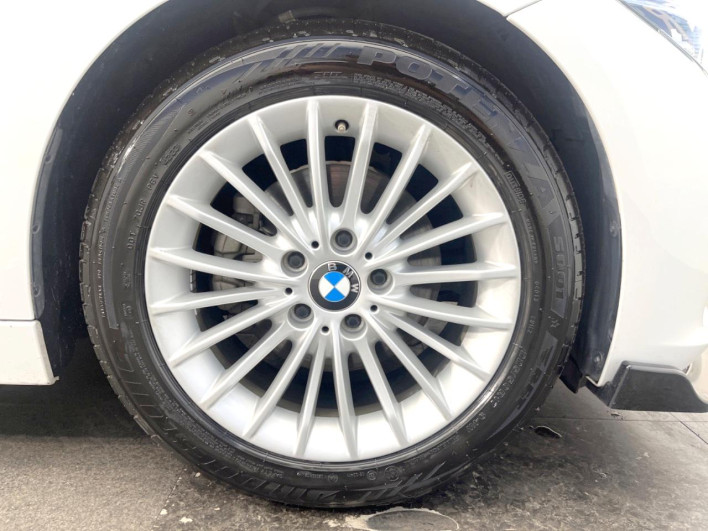 2015 BMW 3 Series DBA-8A20 (UW-6a17b325cf945)[5]