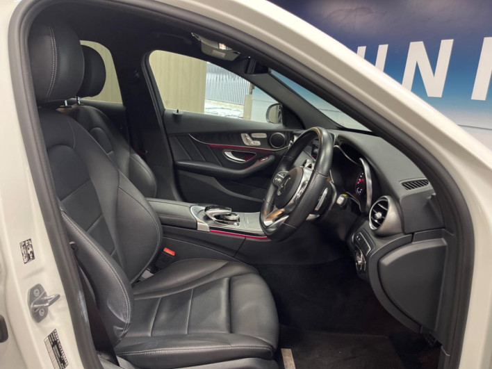 2019 Mercedes Benz C CLASS STATION WAGON DBA-205240C (UW-6a17b32aa758d)[21]