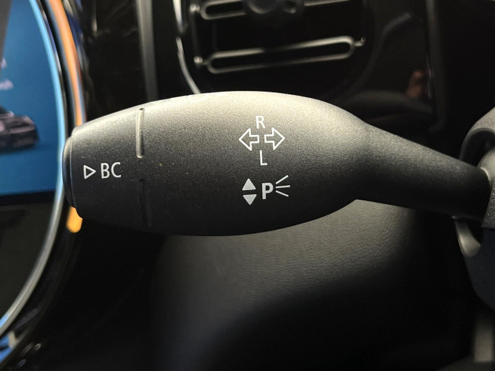 2021 Rover Mini 3DA-XY15MW (UW-6a17b32b8b948)[10]