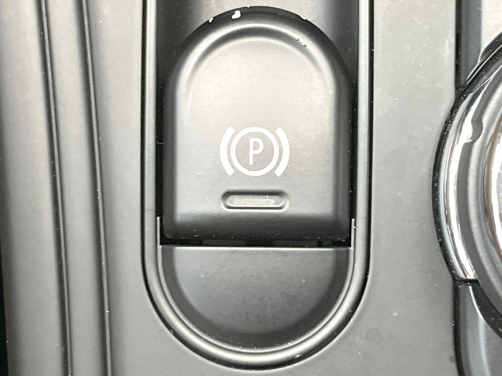 2017 Rover Mini LDA-YT20 (UW-6a17b32e46ddc)[22]
