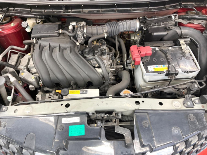 2015 Nissan JUKE DBA-YF15 (UW-6a17b33020ef8)[4]