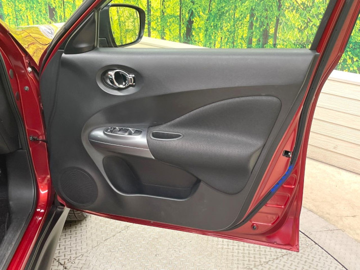 2015 Nissan JUKE DBA-YF15 (UW-6a17b33020ef8)[22]