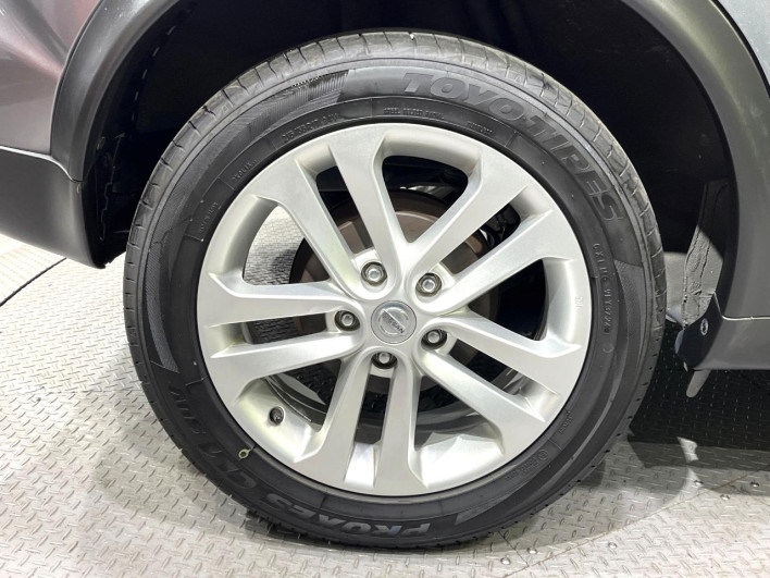 2016 Nissan JUKE DBA-YF15 (UW-6a17b330d6322)[22]