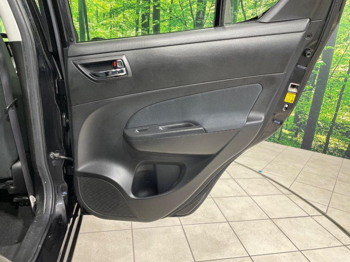 2015 Suzuki Swift DBA-ZC72S (UW-6a17b337ecd1e)[20]