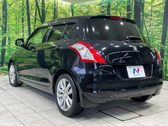 2015 Suzuki Swift DBA-ZC72S (UW-6a17b337ecd1e)[11]