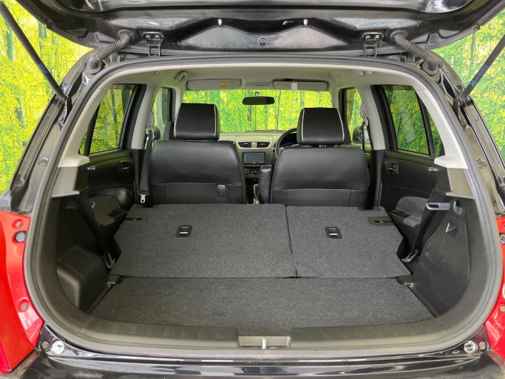 2015 Suzuki Swift DBA-ZC72S (UW-6a17b33803c46)[27]