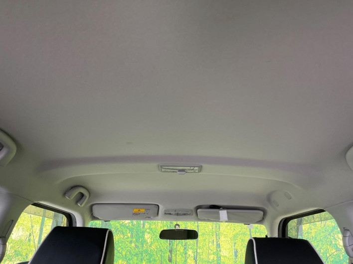 2015 Suzuki Swift DBA-ZC72S (UW-6a17b33803c46)[26]