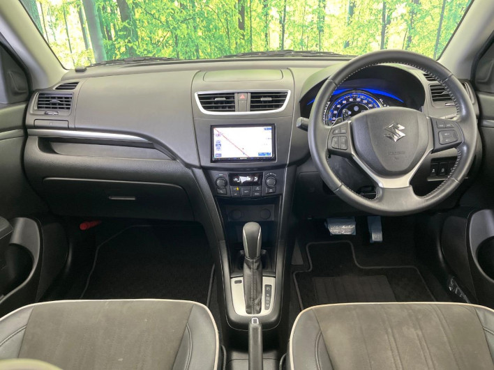 2015 Suzuki Swift DBA-ZC72S (UW-6a17b33803c46)[28]