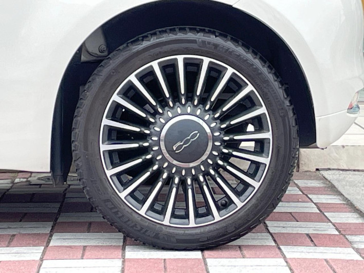 2022 Fiat 500C 3BA-31209 (UW-6a17b33ae0708)[11]