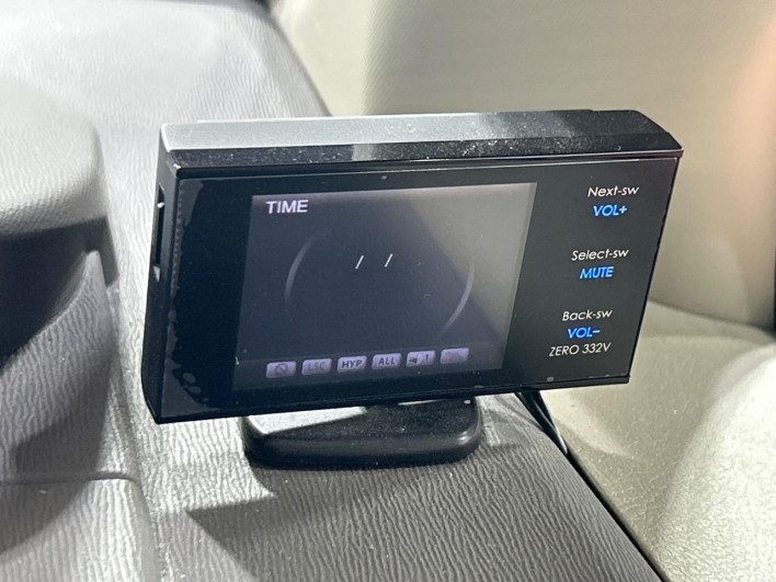 2011 Toyota Noah DBA-ZRR70G (UW-6a17b33c3bba6)[10]