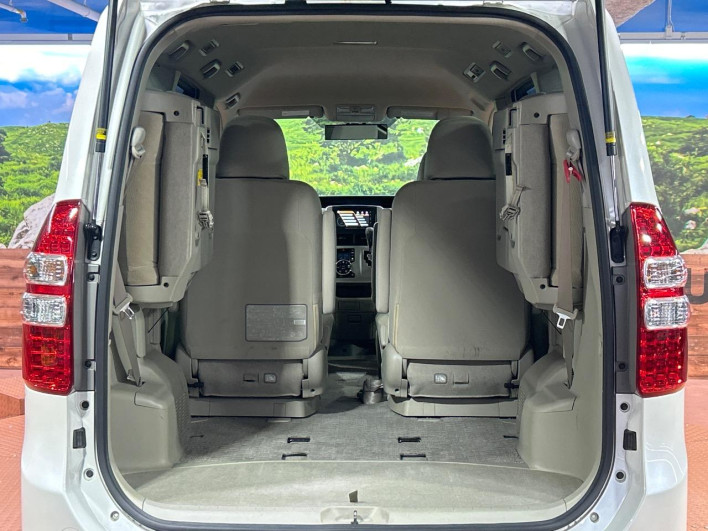 2011 Toyota Noah DBA-ZRR70G (UW-6a17b33c3bba6)[25]