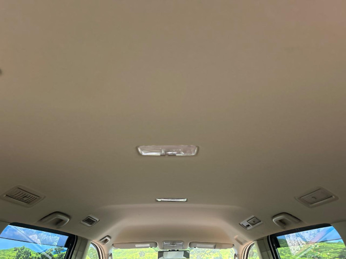 2011 Toyota Noah DBA-ZRR70G (UW-6a17b33c3bba6)[27]