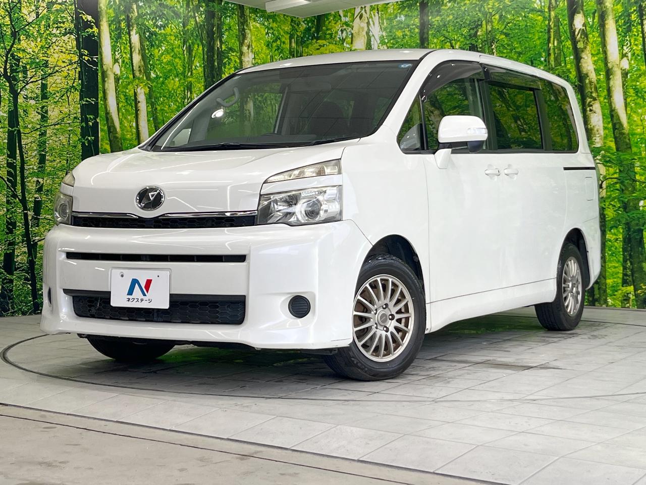 2013 Toyota Voxy DBA-ZRR70G