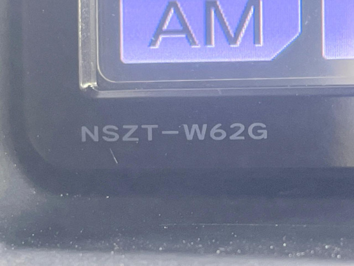 2013 Toyota Noah DBA-ZRR70G (UW-6a17b33c70bc2)[12]