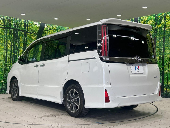 2020 Toyota Noah DBA-ZRR80W (UW-6a17b344579d1)[13]