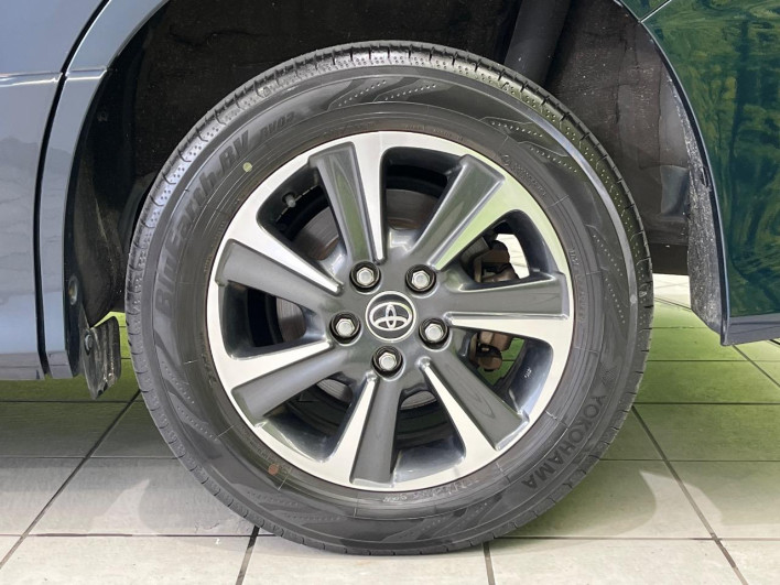 2018 Toyota Noah DBA-ZRR85W (UW-6a17b3479e571)[8]