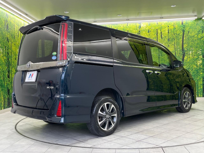 2018 Toyota Noah DBA-ZRR85W (UW-6a17b3479e571)[13]