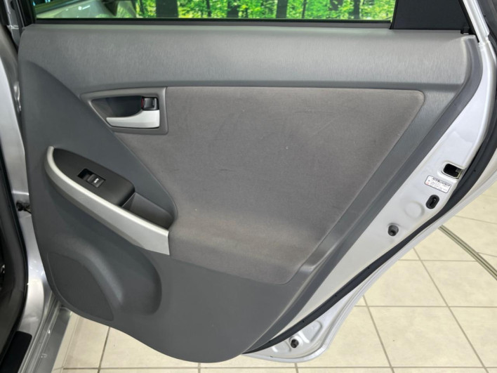 2011 Toyota Prius DAA-ZVW30 (UW-6a17b3512a7e5)[29]
