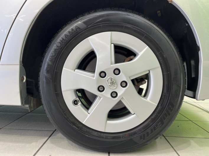 2011 Toyota Prius DAA-ZVW30 (UW-6a17b3512a7e5)[10]