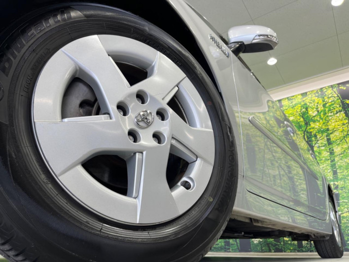 2011 Toyota Prius DAA-ZVW30 (UW-6a17b3512a7e5)[4]