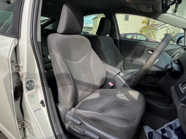 2011 Toyota Prius DAA-ZVW30 (UW-6a17b352933b7)[16]