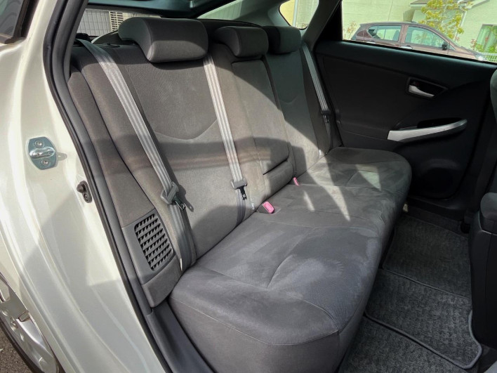2011 Toyota Prius DAA-ZVW30 (UW-6a17b352933b7)[14]