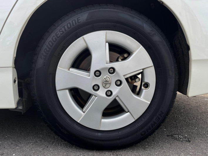 2011 Toyota Prius DAA-ZVW30 (UW-6a17b352933b7)[8]