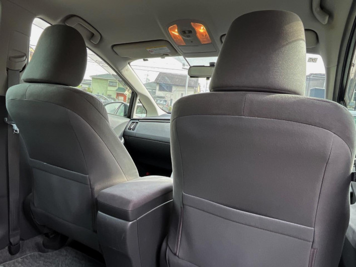2011 Toyota Prius DAA-ZVW30 (UW-6a17b352933b7)[15]