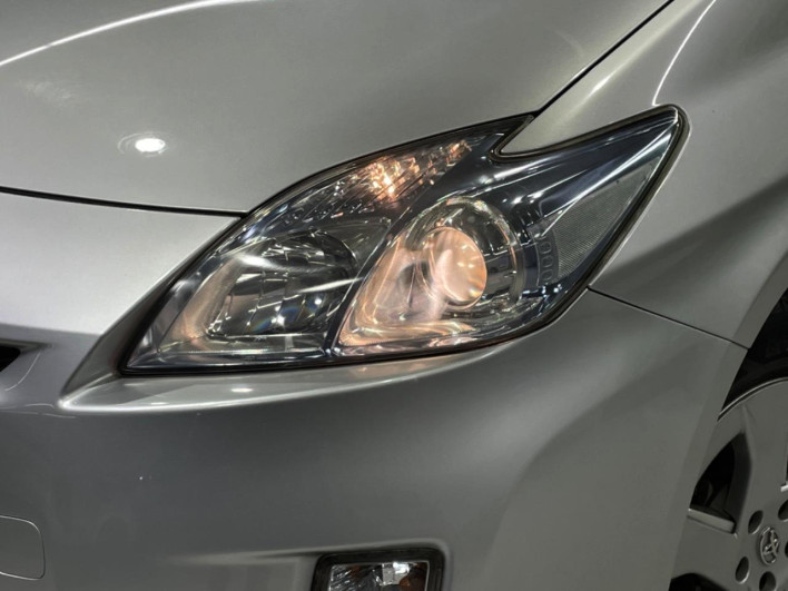 2011 Toyota Prius DAA-ZVW30 (UW-6a17b352ce52b)[9]