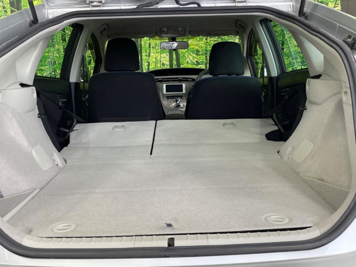 2012 Toyota Prius DAA-ZVW30 (UW-6a17b3542b3f8)[24]
