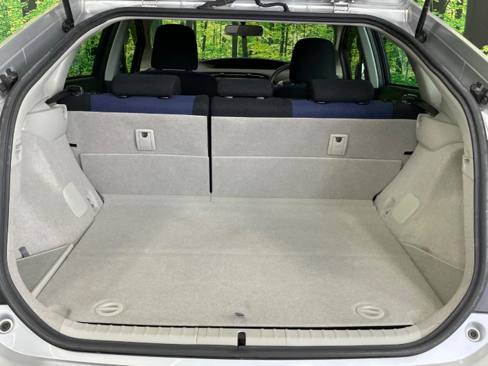 2012 Toyota Prius DAA-ZVW30 (UW-6a17b3542b3f8)[23]