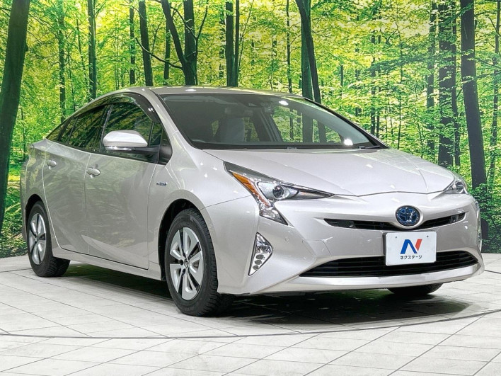 2016 Toyota Prius DAA-ZVW51 (UW-6a17b35a4fd75)[8]