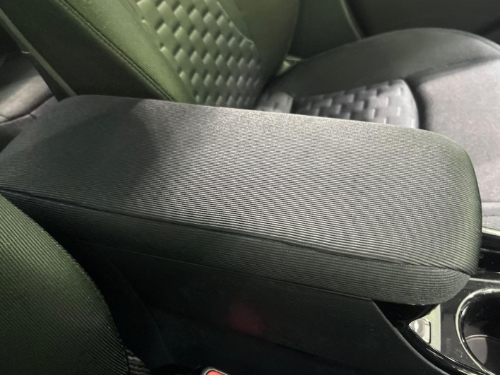 2017 Toyota Prius PHV DLA-ZVW52 (UW-6a17b35b0b2d5)[12]