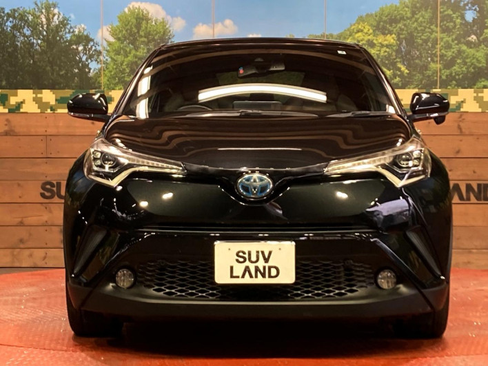 2017 Toyota C-HR DAA-ZYX10 (UW-6a17b36b53a35)[13]