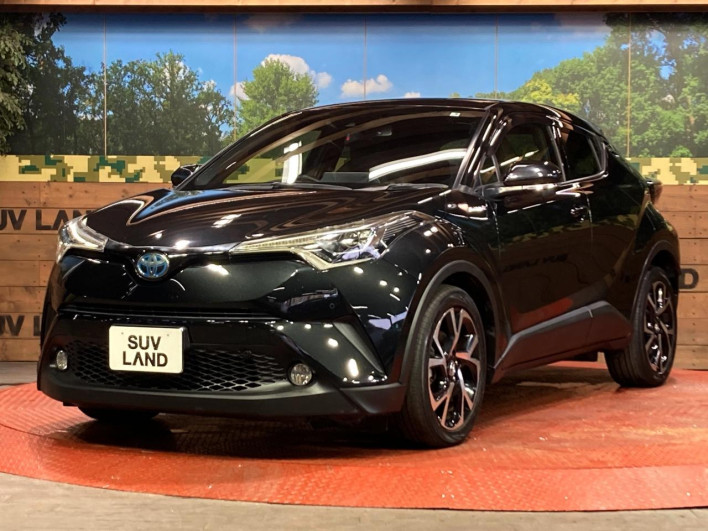 2017 Toyota C-HR DAA-ZYX10 (UW-6a17b36b53a35)[12]