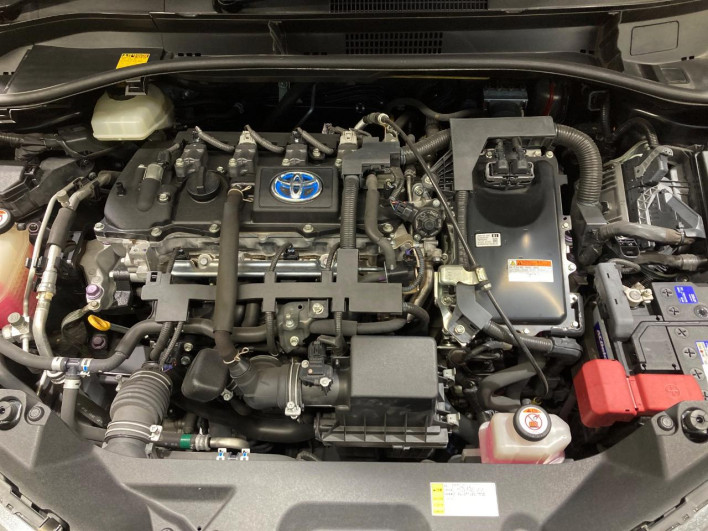2017 Toyota C-HR DAA-ZYX10 (UW-6a17b36b53a35)[4]
