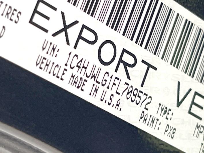 2016 Chrysler Jeep Wrangler Unlimited ABA-JK36L (UW-6a1902ed0c485)[1]