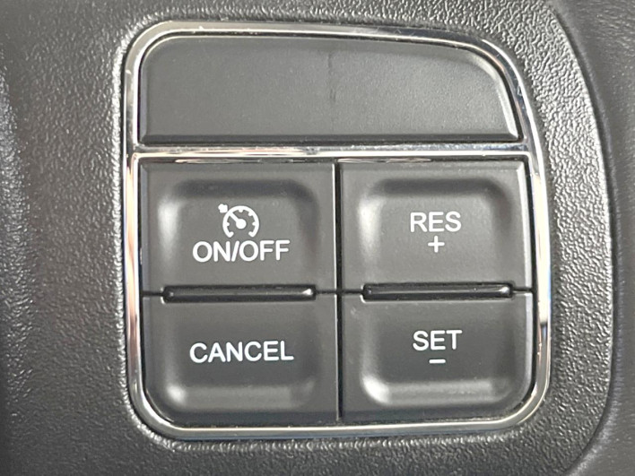 2016 Chrysler Jeep Wrangler Unlimited ABA-JK36L (UW-6a1902ed0c485)[18]