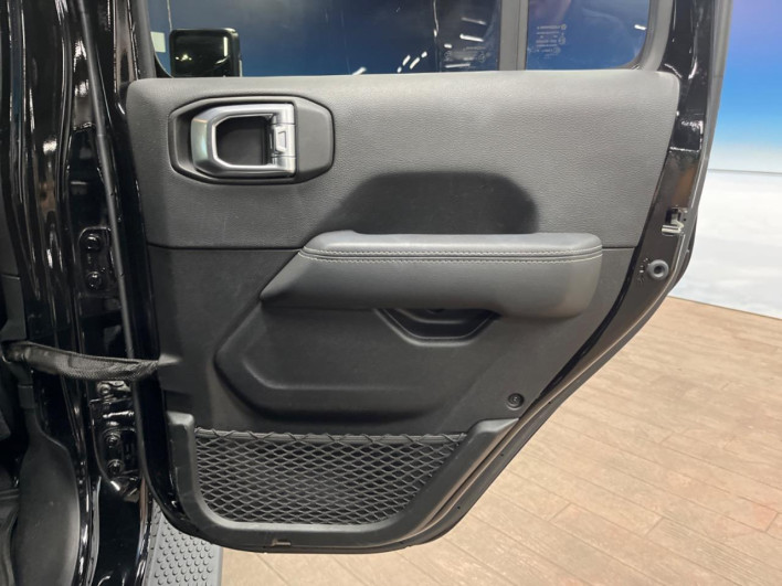 2021 Chrysler Jeep Wrangler Unlimited 3BA-JL20L (UW-6a1902ef7a021)[26]