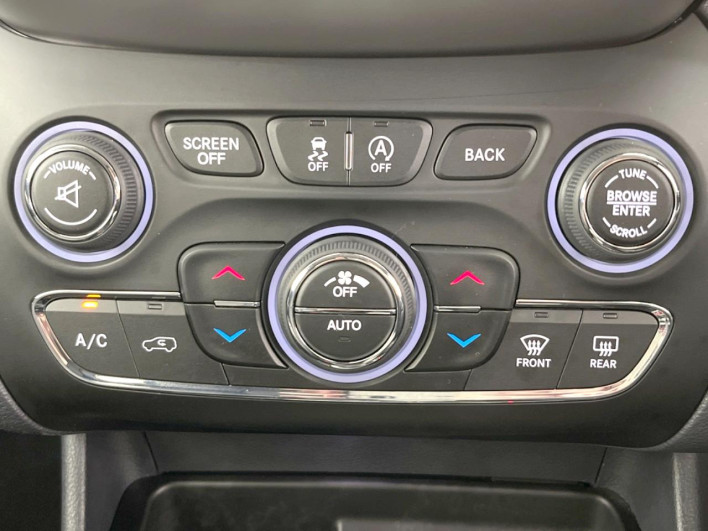 2017 Chrysler Jeep Cherokee ABA-KL32L (UW-6a1902f03992c)[18]
