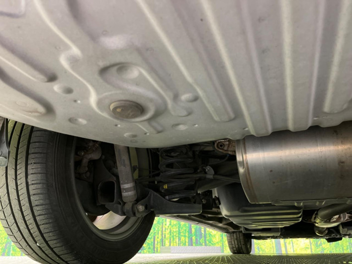 2013 Toyota Estima DBA-ACR50W (UW-6a19030928013)[20]